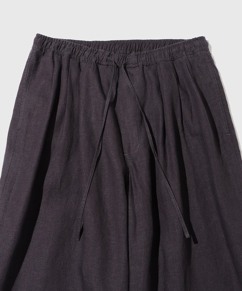 ADAM ET ROPE'（アダムエロペ）の「ワイドイージー リネンパンツ / セットアップ対応（その他パンツ・メンズ・ネイビー/ブラック/チャコールグレー・M/L）」の6枚目の写真
