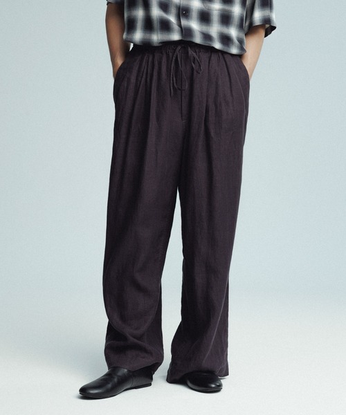 ADAM ET ROPE'（アダムエロペ）の「ワイドイージー リネンパンツ / セットアップ対応（その他パンツ・メンズ・ネイビー/ブラック/チャコールグレー・M/L）」の14枚目の写真