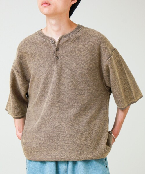 GLOSTER（グロスター）の「【大人の抜け感】スノーウォッシュ ヘンリーネックプルオーバー（ニット/セーター・メンズ・ベージュ/ネイビー/チャコールグレー・M/S/L）」の7枚目の写真