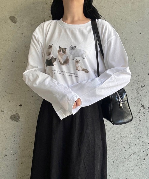 etta(エタ)の「猫いっぱいデザインロンT/長袖Tシャツ(Tシャツ/カットソー・レディース・ホワイト・MEDIUM/LARGE/SMALL)」の3枚目の写真
