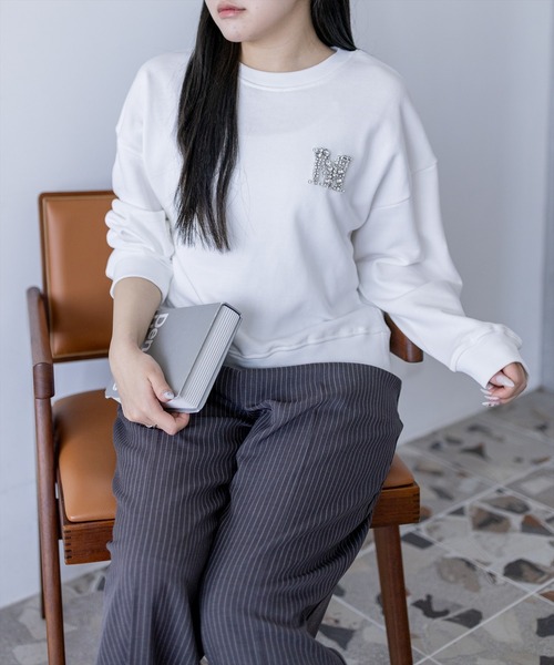 clear（クリア）の「ビジューロゴ付きスウェット[カジュアル 着回し抜群 大人]≪新作≫（スウェット・レディース・オフホワイト/ブラック・F）」の20枚目の写真