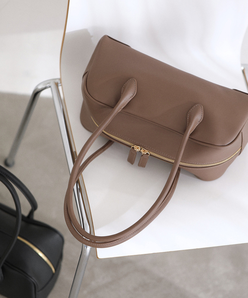 La TOTALITE（ラトータリテ）の「VELETTO/ヴェレット ショルダーバッグ（ショルダーバッグ・レディース・ベージュ/ブラック・FREE）」の14枚目の写真