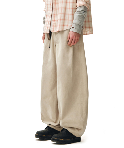 DECET(デケト)の「Barrel Wide Leg Pants DCPT071Beige(その他パンツ・メンズ・その他・32/30/28/34/26)」の5枚目の写真