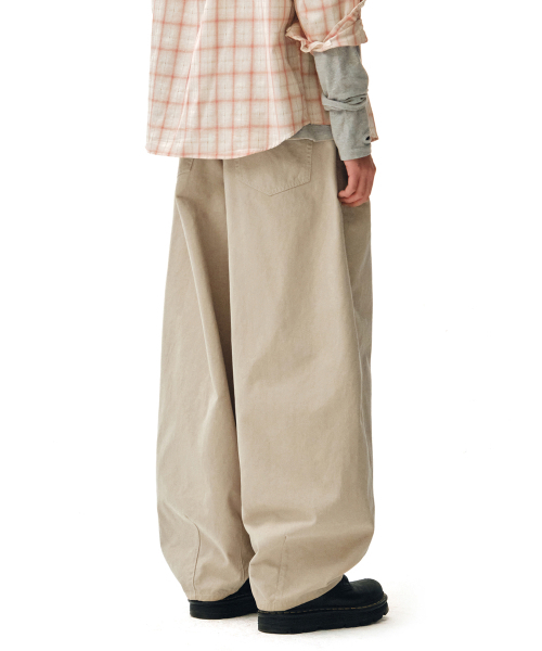 DECET(デケト)の「Barrel Wide Leg Pants DCPT071Beige(その他パンツ・メンズ・その他・32/30/28/34/26)」の9枚目の写真