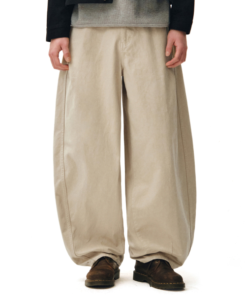DECET(デケト)の「Barrel Wide Leg Pants DCPT071Beige(その他パンツ・メンズ・その他・32/30/28/34/26)」の11枚目の写真