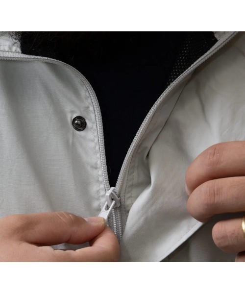 BEIMAR(ビーマー)の「【Beimar/ビーマー】Cotton Anorak Jacket コットンアノラックジャケット(マウンテンパーカー・メンズ・ブラック/グレー・MEDIUM/LARGE)」の7枚目の写真