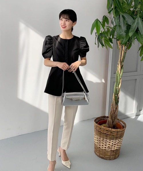 Fit more（フィットモア）の「ハーフスリーブパワショルペプラムブラウス（シャツ/ブラウス・レディース・ホワイト/ブラック・FREE）」の10枚目の写真