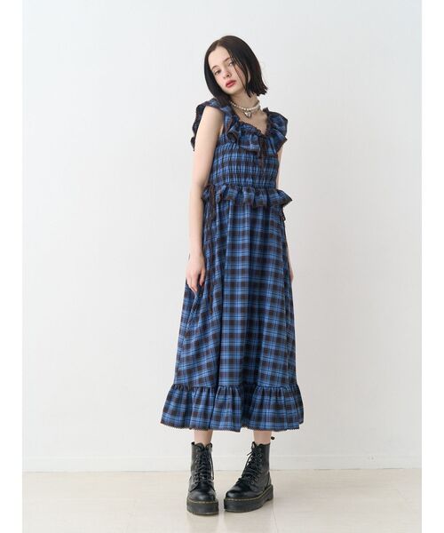 jouetie（ジュエティ）の「ノースリチェックフリルロングワンピース（ワンピース・レディース・ブラック/レッド/ブラウン・MEDIUM）」の2枚目の写真