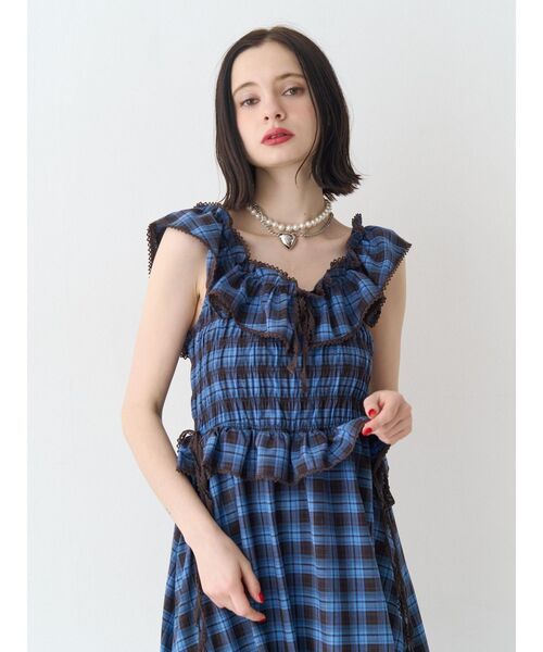 jouetie（ジュエティ）の「ノースリチェックフリルロングワンピース（ワンピース・レディース・ブラック/レッド/ブラウン・MEDIUM）」の18枚目の写真