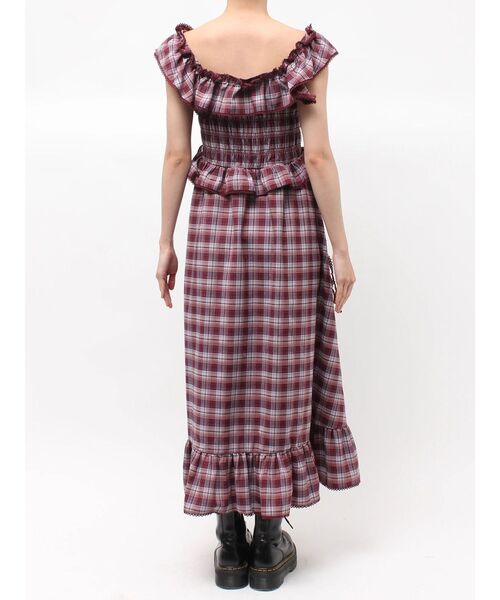 jouetie（ジュエティ）の「ノースリチェックフリルロングワンピース（ワンピース・レディース・ブラック/レッド/ブラウン・MEDIUM）」の21枚目の写真