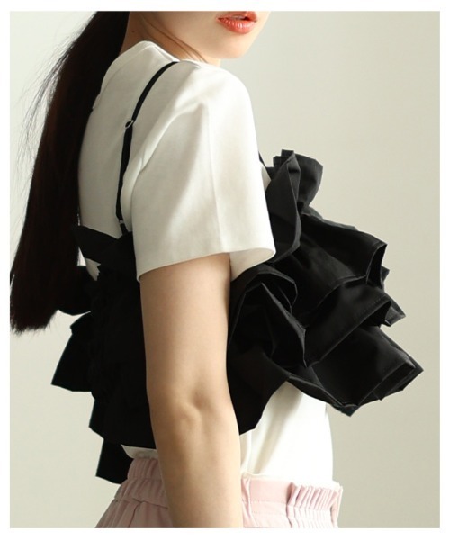 Sawa a la mode(サワアラモード)の「バックシャーリング撥水フリルビスチェ(その他トップス・レディース・ブラック・FREE)」の4枚目の写真