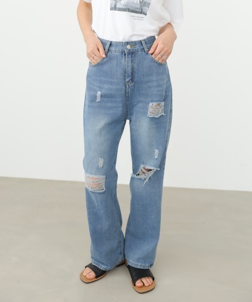 Bab（バブ）の「【サイズ展開あり】ストレートダメージデニムパンツ（デニムパンツ・レディース・ライトブルー・S/M/L）」の4枚目の写真