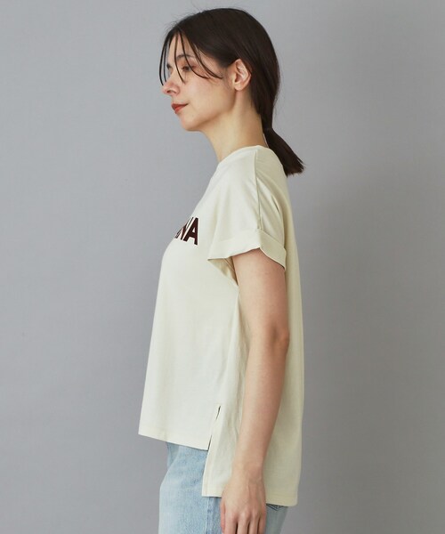 AMERICANA（アメリカーナ）の「Americana（アメリカーナ）【別注】 接触冷感 袖ロールアップ ロゴTシャツ（Tシャツ/カットソー・レディース・ブラック/ホワイト/ライトイエロー系・00）」の10枚目の写真