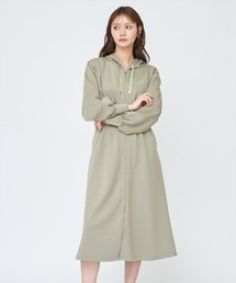 【美品】And Couture ワンピース　カーキ　M AND COUTURE｜アンドクチュール（レディース）のワンピース（グリーン