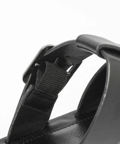 LOWRYS FARM(ローリーズファーム)の「カンドウフィットグルカサンダル 638120(サンダル・レディース・ブラック/ブラウン/ホワイト/シルバー・LARGE/MEDIUM)」の17枚目の写真