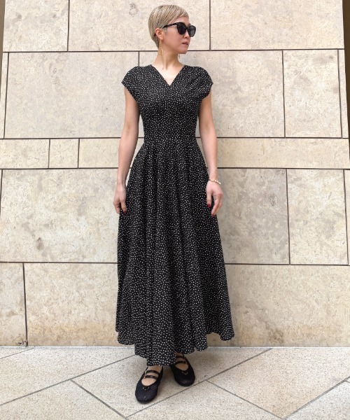 JENNE(ジェンヌ)の「エアリーコットンワンピース(日本製綿生地)(ワンピース・レディース・オレンジ/ドット/エメラルド/ホワイト・LARGE/MEDIUM/SMALL)」の15枚目の写真