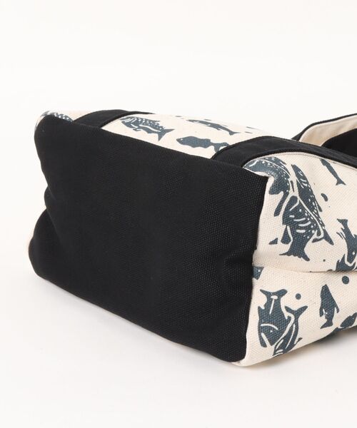 PENDLETON(ペンドルトン)の「【 PENDLETON / ペンドルトン 】SALMON CANVAS MINI TOTE / サーモンキャンバスミニトート(トートバッグ・レディース・ブラック/ブルー・FREE)」の3枚目の写真