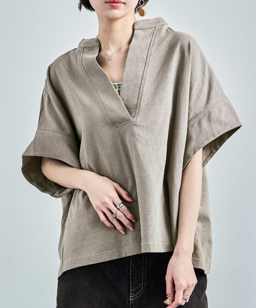 Fashion Letter(ファッションレター)の「接触冷感 スキッパーTシャツ(Tシャツ/カットソー・レディース・グレイッシュベージュ/ブラック/ホワイト/ミント・M)」の6枚目の写真