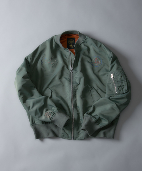 PSG サテン ジャケット カーキ色 M パリ サンジェルマン 定価14300円 Paris Saint-Germain 】 JP RYOHEI KANEDA x PSG MA-1（MA-1）｜PARIS