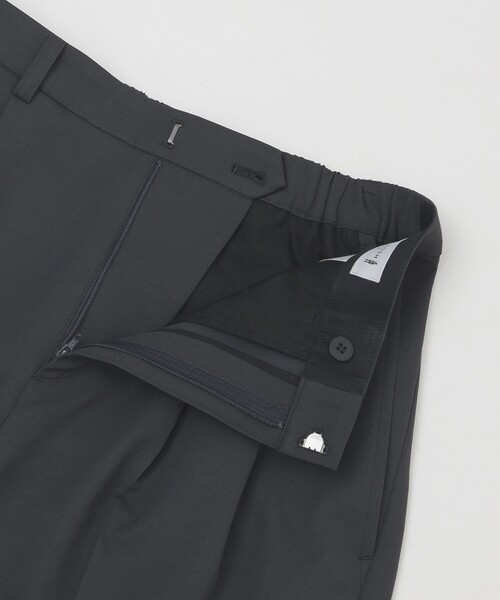 MACKINTOSH LONDON(マッキントッシュ ロンドン)の「ドライツイルワイドパンツ(その他パンツ・レディース・グレー系その他2/ネイビー/オフホワイト・36/38/40)」の4枚目の写真