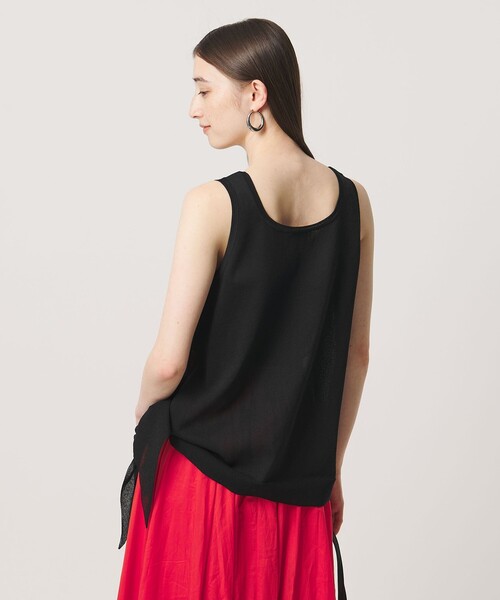 UNITED ARROWS(ユナイテッドアローズ)の「ノット 2WAY タンクトップ(タンクトップ・レディース・ブラック/レッド・FREE)」の3枚目の写真