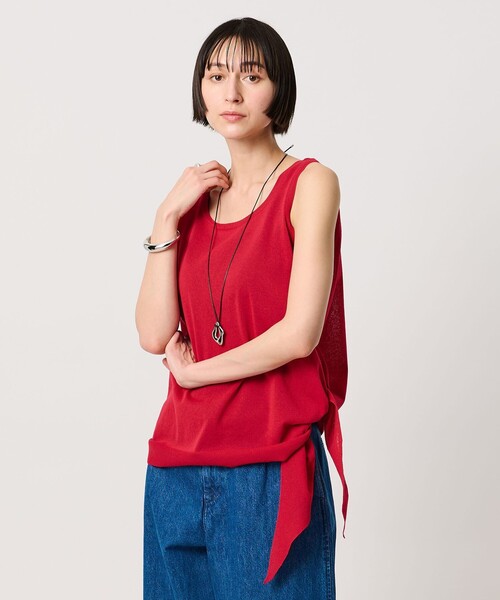 UNITED ARROWS(ユナイテッドアローズ)の「ノット 2WAY タンクトップ(タンクトップ・レディース・ブラック/レッド・FREE)」の6枚目の写真
