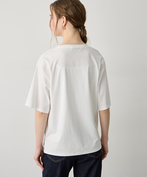 LE SOUK HOLIDAY(ルスークホリデー)の「ロゴプリントTシャツ【接触冷感・吸水速乾】(Tシャツ/カットソー・レディース・ベージュ/オフホワイト/チャコールグレー・M/L)」の7枚目の写真