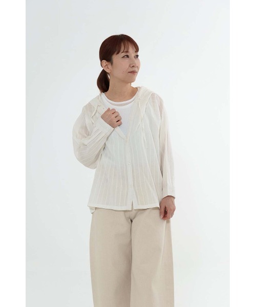 HEART MARKET（ハートマーケット）の「ふわ軽コットンドビーストライプフードシャツ（シャツ/ブラウス・レディース・ブラック/ホワイト・FREE）」の6枚目の写真