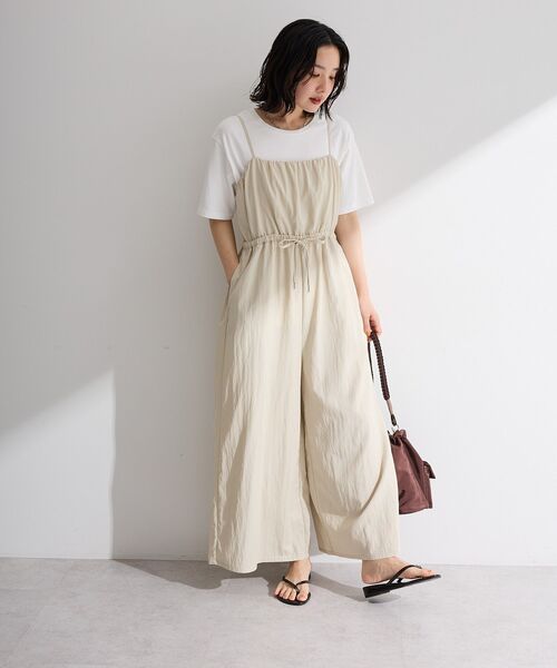 Green Parks(グリーンパークス)の「胸元バルーンワイドシルエットサロペット(サロペット/オーバーオール・レディース・ライトベージュ/ブラック/ネイビー・FREE)」の22枚目の写真