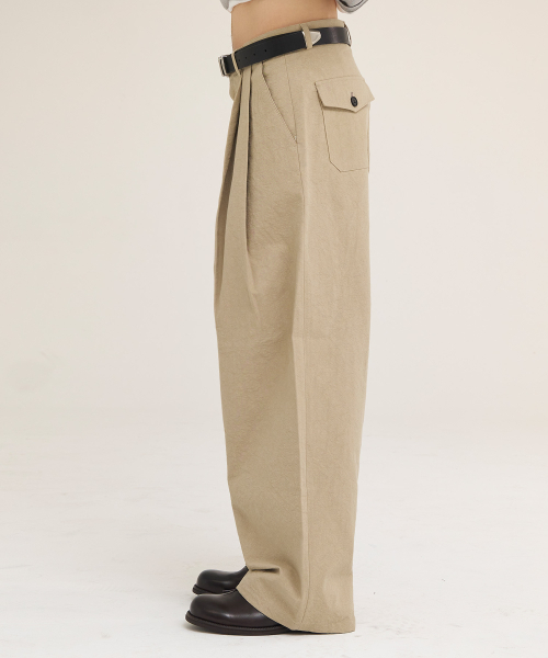 AKECII(アケシ)の「ヘリソンワイドチノパンツ_ウォッシュドベージュ(その他パンツ・メンズ・その他・LARGE/MEDIUM/SMALL)」の8枚目の写真