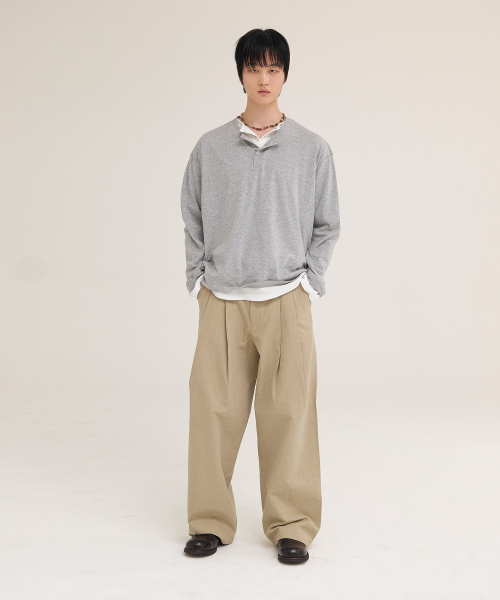 AKECII(アケシ)の「ヘリソンワイドチノパンツ_ウォッシュドベージュ(その他パンツ・メンズ・その他・LARGE/MEDIUM/SMALL)」の4枚目の写真
