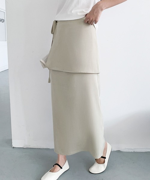 LOWO(ロワ)の「【S~2Lサイズ展開】ラップレイヤードIラインロングスカート(スカート・レディース・チャコールグレー/ブラック/ベージュ/ブラウン・M/S/L/2L)」の8枚目の写真