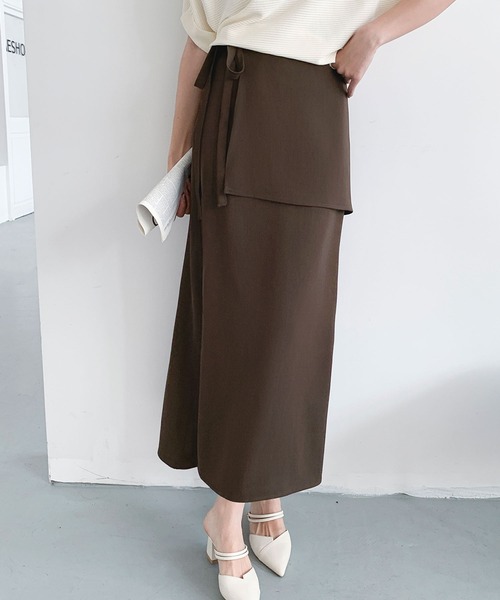 LOWO(ロワ)の「【S~2Lサイズ展開】ラップレイヤードIラインロングスカート(スカート・レディース・チャコールグレー/ブラック/ベージュ/ブラウン・M/S/L/2L)」の12枚目の写真