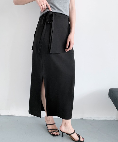 LOWO(ロワ)の「【S~2Lサイズ展開】ラップレイヤードIラインロングスカート(スカート・レディース・チャコールグレー/ブラック/ベージュ/ブラウン・M/S/L/2L)」の17枚目の写真