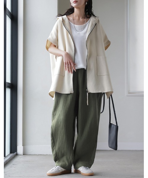 HUG.U(ハグユー)の「綿100% ガーゼバレルレッグパンツ(その他パンツ・レディース・カーキ/イエロー/ダークグレー・FREE)」の9枚目の写真