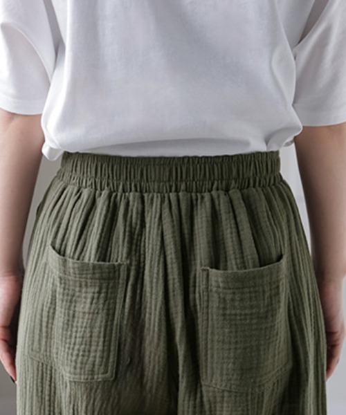 HUG.U(ハグユー)の「綿100% ガーゼバレルレッグパンツ(その他パンツ・レディース・カーキ/イエロー/ダークグレー・FREE)」の21枚目の写真