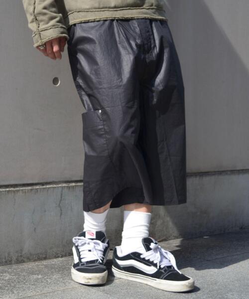 BEAVER(ビーバー)の「B omnivore/ビーオムニボー PAPER SHORTS(その他パンツ・メンズ・ブラック・M/L)」の1枚目の写真
