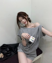 NoBelle（ノベル）の「オフショルワンショルダー半袖Tシャツ（シャツ/ブラウス）」