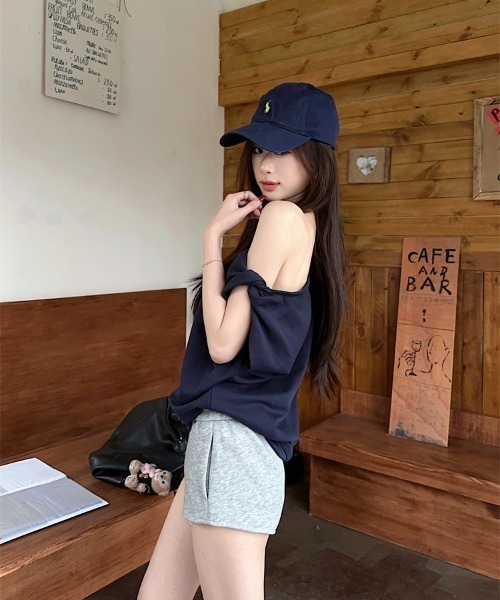 NoBelle（ノベル）の「オフショルワンショルダー半袖Tシャツ（シャツ/ブラウス・レディース・グレー/ネイビー/ホワイト/ブラック・L/M）」の19枚目の写真