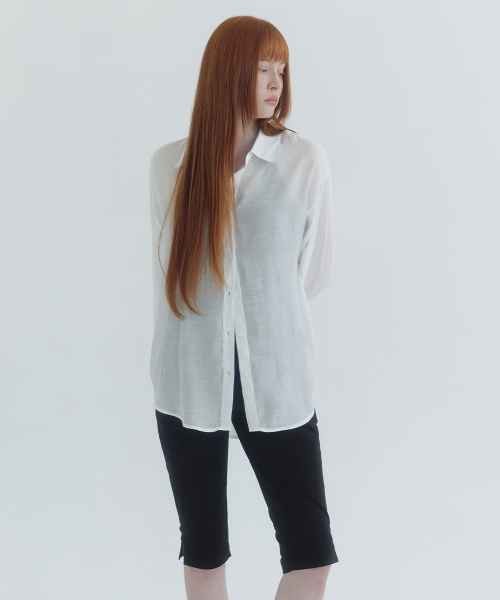 MICANE(ミケーネ)の「アイリンオーバーサイズシャツ(シャツ/ブラウス・レディース・スカイブルー/アイボリー/ミント・LARGE/SMALL/MEDIUM)」の15枚目の写真
