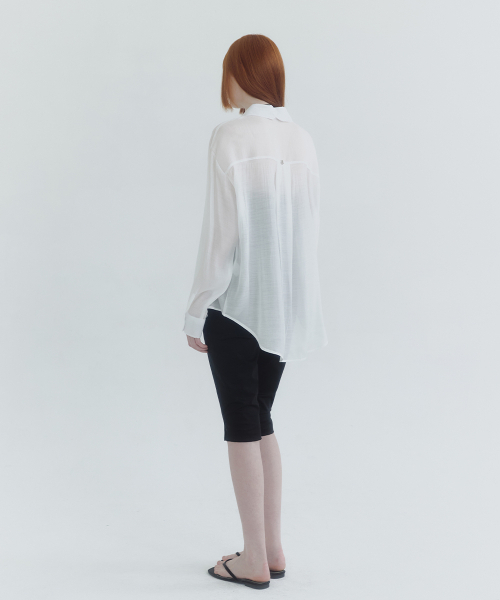 MICANE(ミケーネ)の「アイリンオーバーサイズシャツ(シャツ/ブラウス・レディース・スカイブルー/アイボリー/ミント・LARGE/SMALL/MEDIUM)」の17枚目の写真
