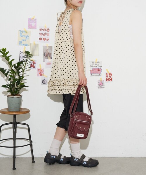 CIAOPANIC(チャオパニック)の「【neutral by ciaopanic】裾フリルドット柄ミニワンピース(ワンピース・レディース・ブラック/グレー/アイボリー・FREE)」の8枚目の写真