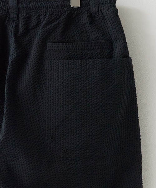 Liberaiders（リベレイダース）の「Liberaiders/リベレイダース COOLMAX SHORTS シアサッカー イージーショーツ ハーフパンツ ストレッチ 通気性 軽量 速乾性 メンズ 2026年夏 夏服（その他パンツ・メンズ・ブラック/ストライプ・S/M/L）」の10枚目の写真