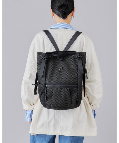 EDITA.(エディータ)の「洗濯機で洗える Washable Multi way Drawstring Backpack 防水 / 多機能(バックパック/リュック・レディース・スミクロ/ブラック・FREE)」の9枚目の写真