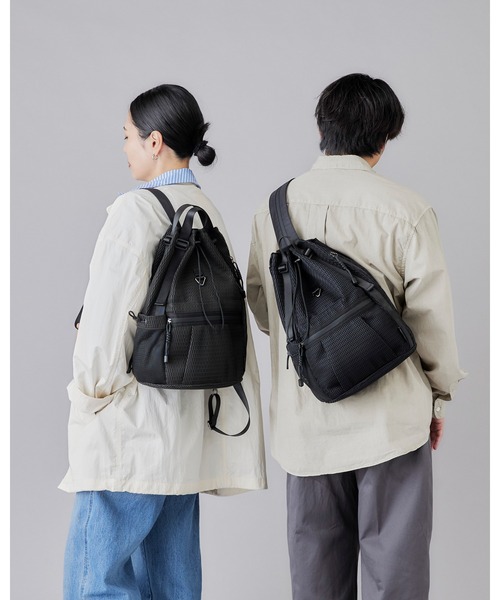 EDITA.(エディータ)の「洗濯機で洗える Washable Multi way Drawstring Backpack 防水 / 多機能(バックパック/リュック・レディース・スミクロ/ブラック・FREE)」の11枚目の写真