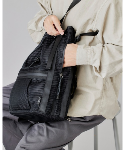 EDITA.(エディータ)の「洗濯機で洗える Washable Multi way Drawstring Backpack 防水 / 多機能(バックパック/リュック・レディース・スミクロ/ブラック・FREE)」の14枚目の写真