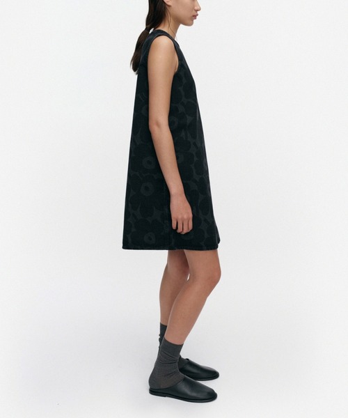 marimekko(マリメッコ)の「【Maridenim】 Somasti Unikko / dress(ワンピース・レディース・ブラック・38/36/40/34)」の2枚目の写真