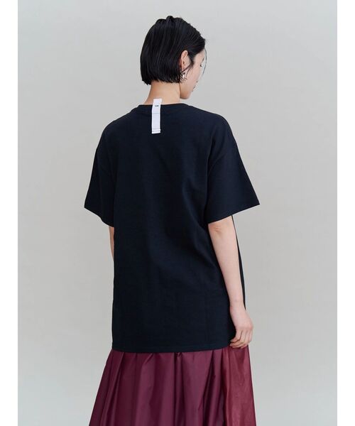 UN3D.(アンスリード)の「PAINT PAPER GRAPHIC T-SH / ペイントペーパーグラフィックTシャツ(Tシャツ/カットソー・レディース・ホワイト/ブラック・FREE)」の4枚目の写真