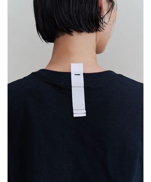UN3D.(アンスリード)の「PAINT PAPER GRAPHIC T-SH / ペイントペーパーグラフィックTシャツ(Tシャツ/カットソー・レディース・ホワイト/ブラック・FREE)」の6枚目の写真