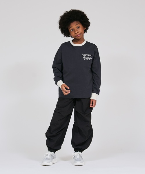 Champion（チャンピオン）の「【Champion/チャンピオン】キッズ ロングスリーブTシャツ（ワンピース・キッズ・ブラック系その他/オートミール/ロイヤルブルー・140/130/160/150/100/120/110）」の22枚目の写真